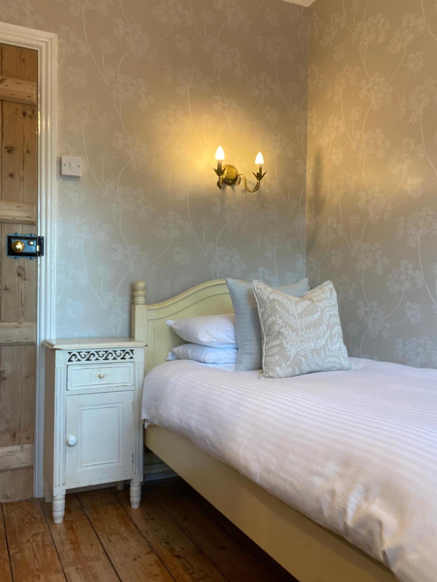 Inglenook Cottage Grange-over-Sands Eksteriør bilde