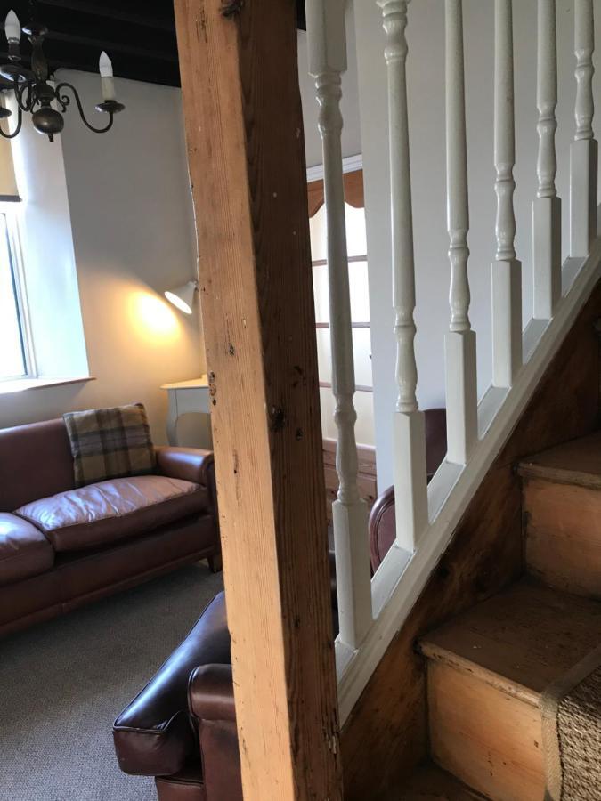 Inglenook Cottage Grange-over-Sands Eksteriør bilde