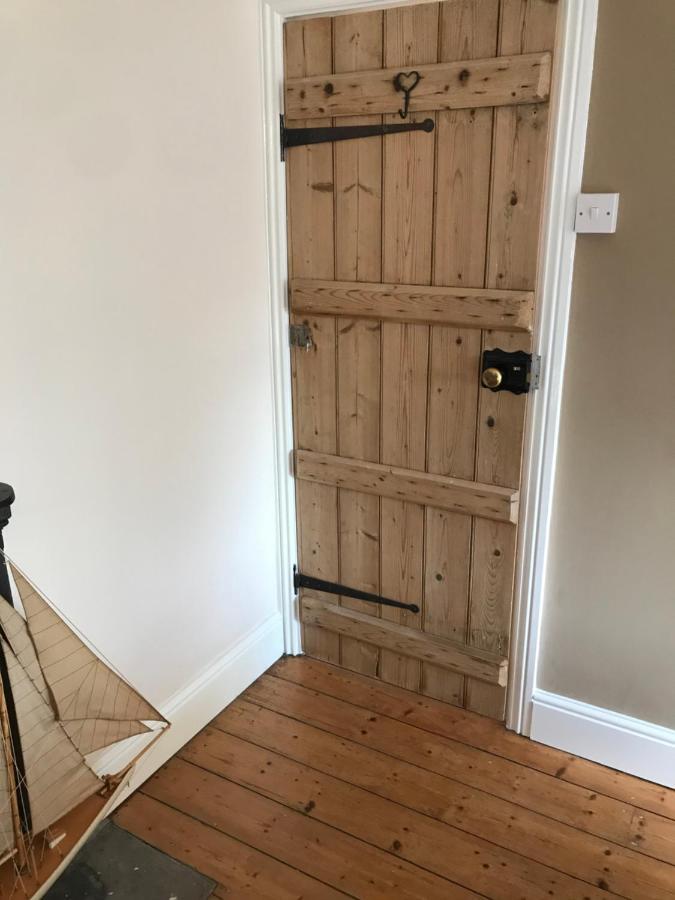Inglenook Cottage Grange-over-Sands Eksteriør bilde